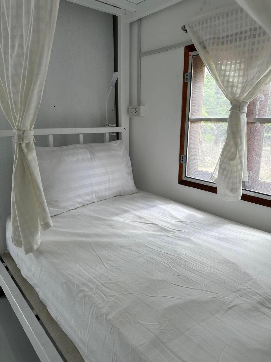 Rabbit Bungalow Koh Phayam Exteriör bild