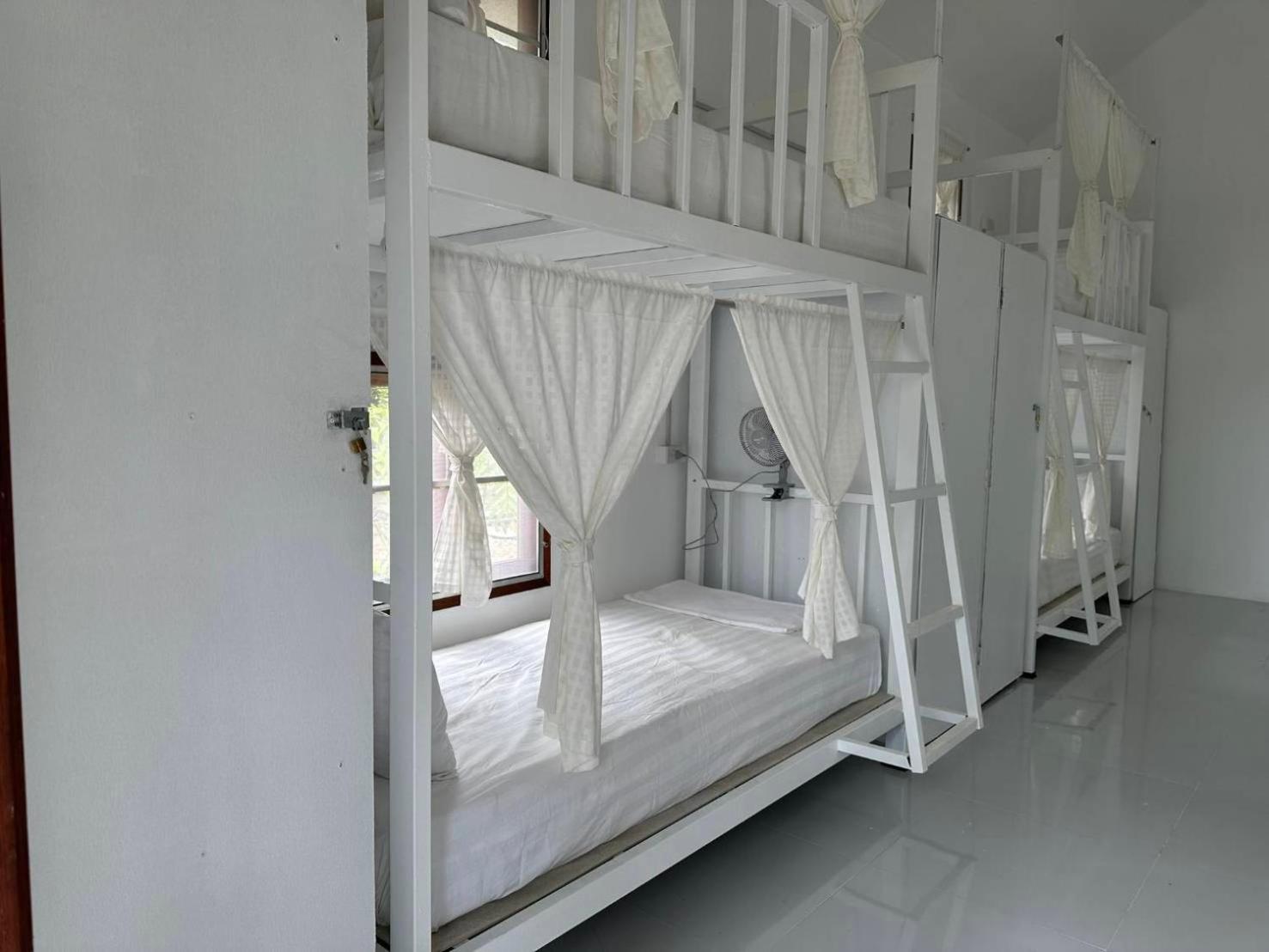 Rabbit Bungalow Koh Phayam Exteriör bild