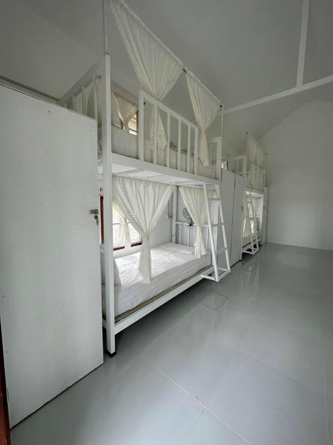 Rabbit Bungalow Koh Phayam Exteriör bild