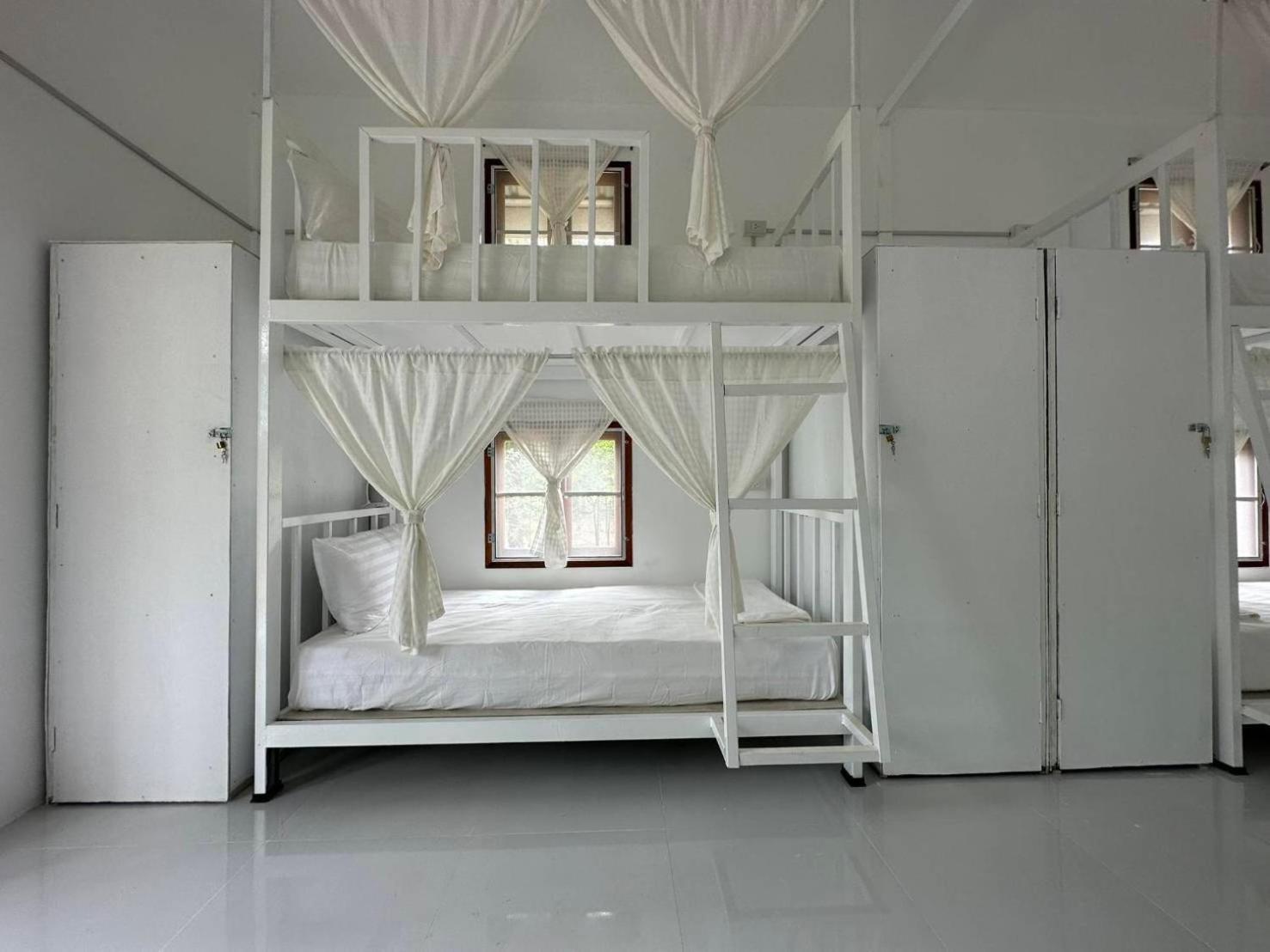Rabbit Bungalow Koh Phayam Exteriör bild