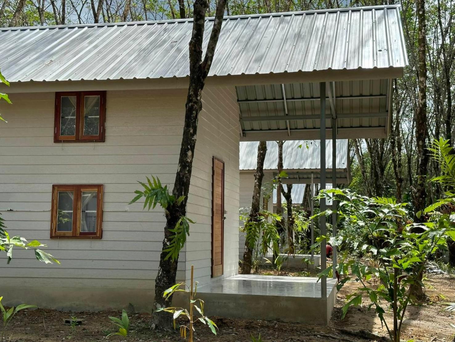 Rabbit Bungalow Koh Phayam Exteriör bild